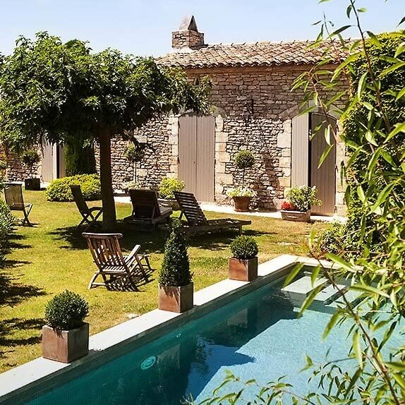 holiday homes with pool in the Cyclades